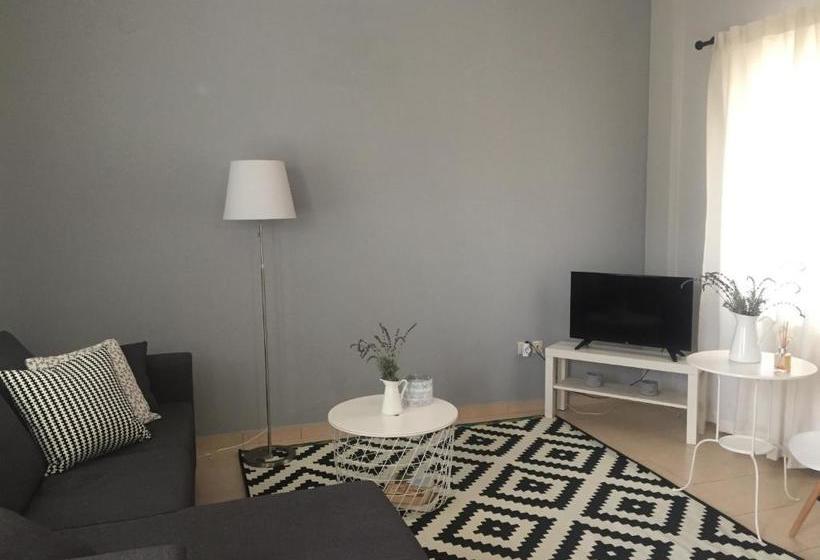 Helianthus Apartments