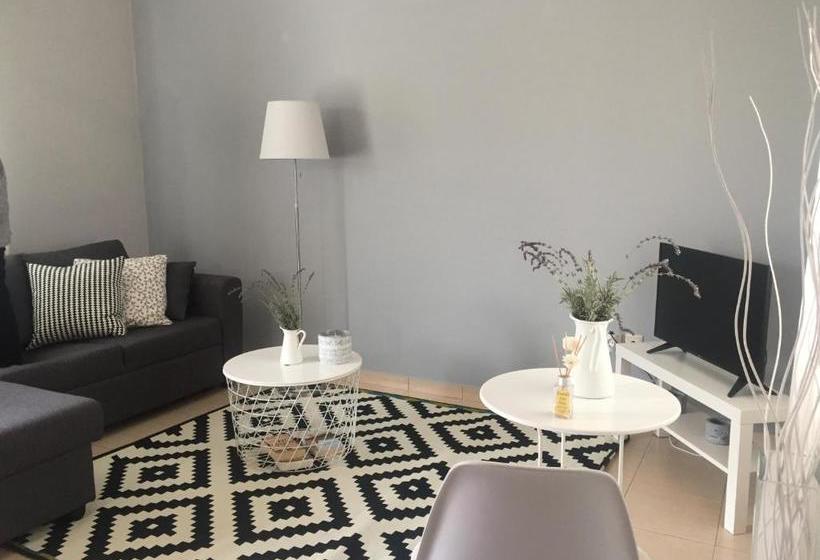 Helianthus Apartments