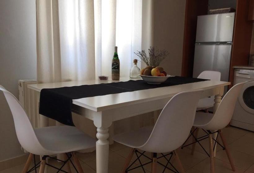 Helianthus Apartments