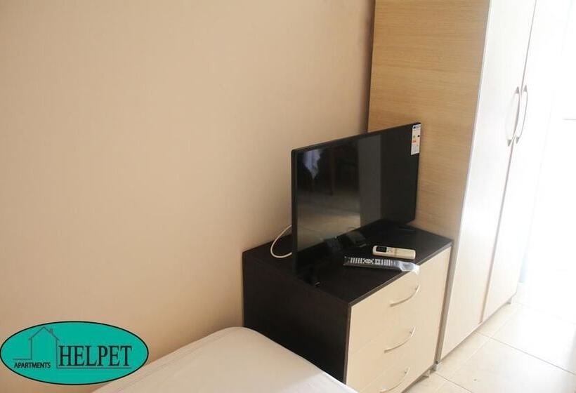 Helpet Residence