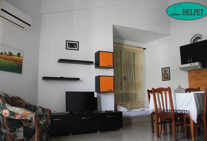 Helpet Residence