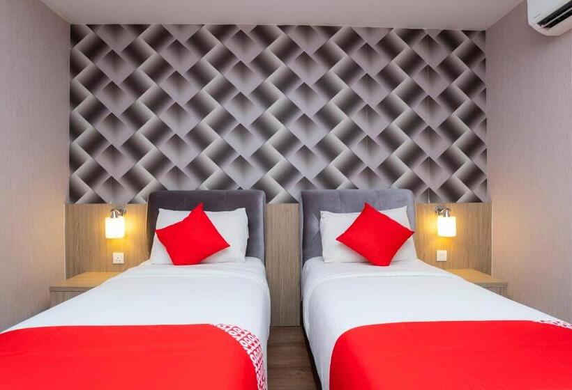 בית מלון כפרי 101 Ulu Tiram