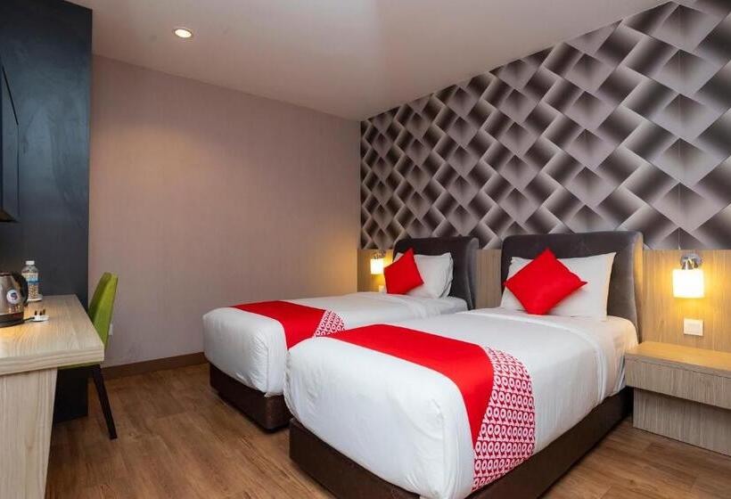 בית מלון כפרי 101 Ulu Tiram