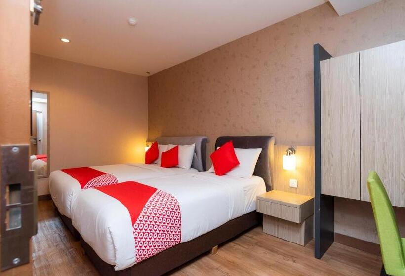 בית מלון כפרי 101 Ulu Tiram