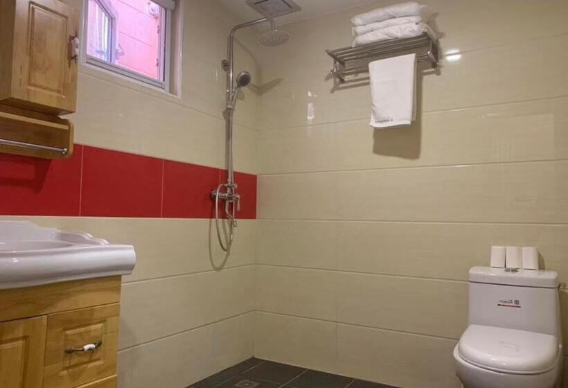 Отель 7days Premium Beijing Gulou