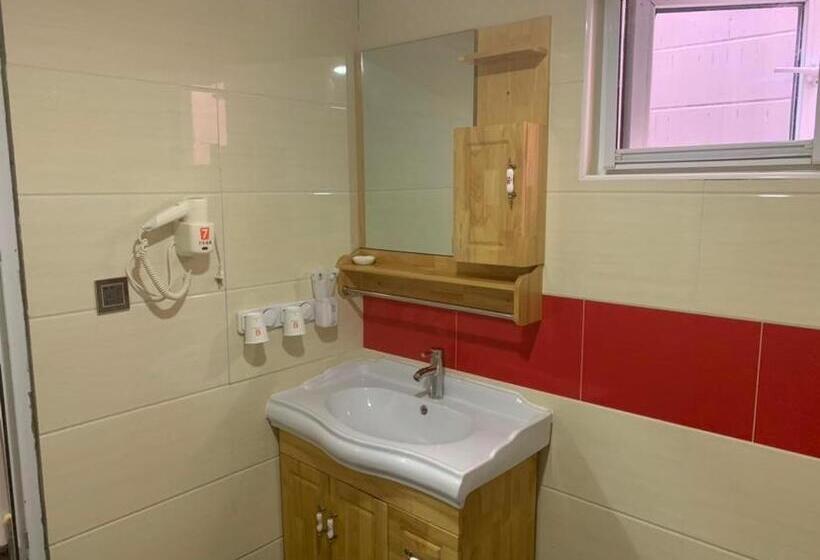 Отель 7days Premium Beijing Gulou