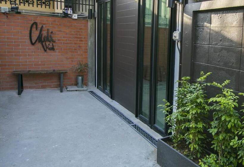 فندق Chedi View Hostel & Rooftop Bar