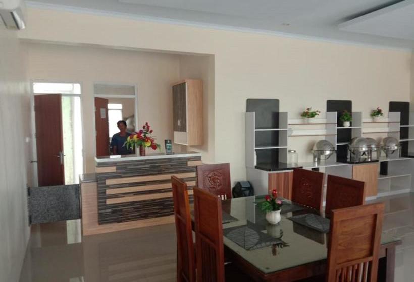 호텔 Oyo 3277 Inayah Pkpri