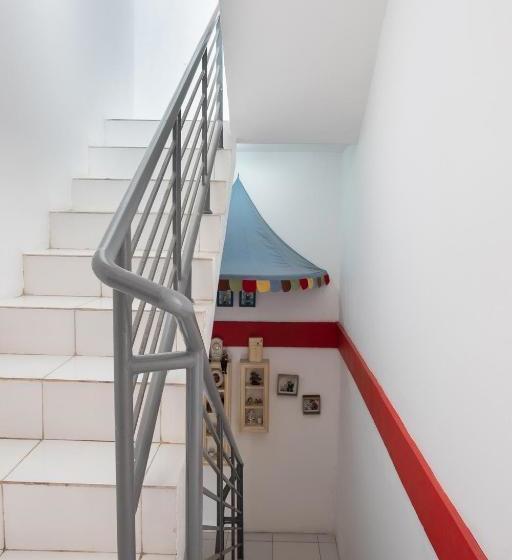 בית מלון כפרי Oyo 3279 Joy Residence