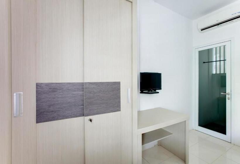 בית מלון כפרי Oyo 3279 Joy Residence