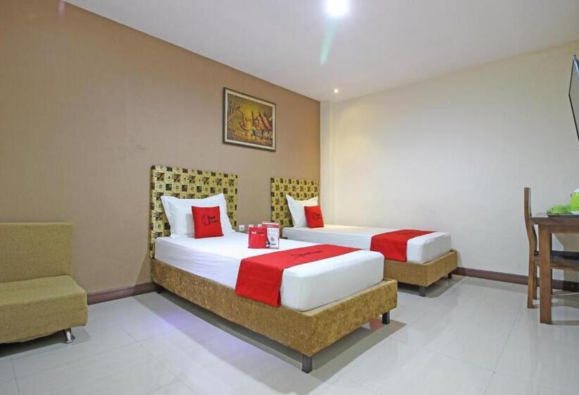 酒店 Reddoorz Near Uns Solo