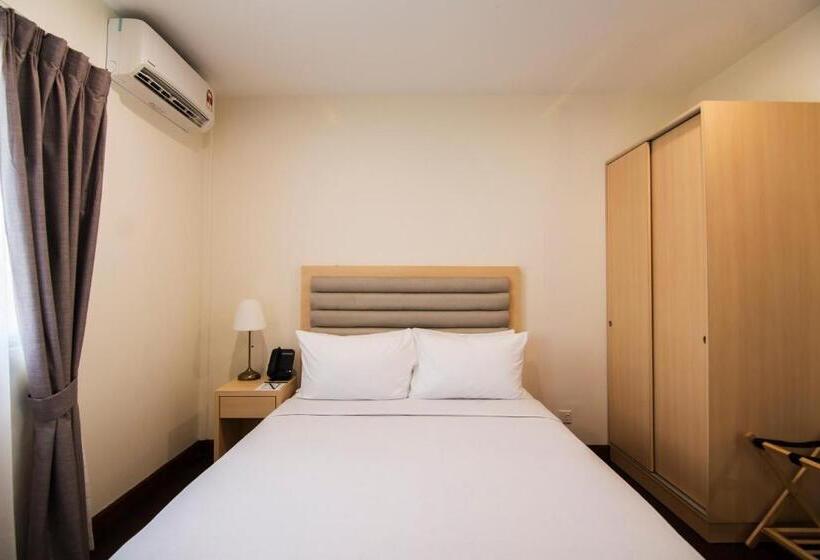 هتل Royale Chulan Cherating Chalet