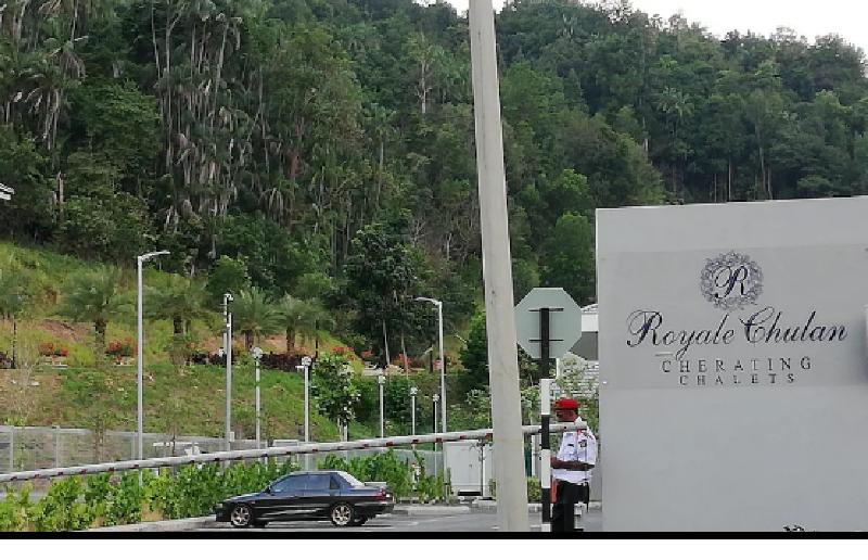 هتل Royale Chulan Cherating Chalet