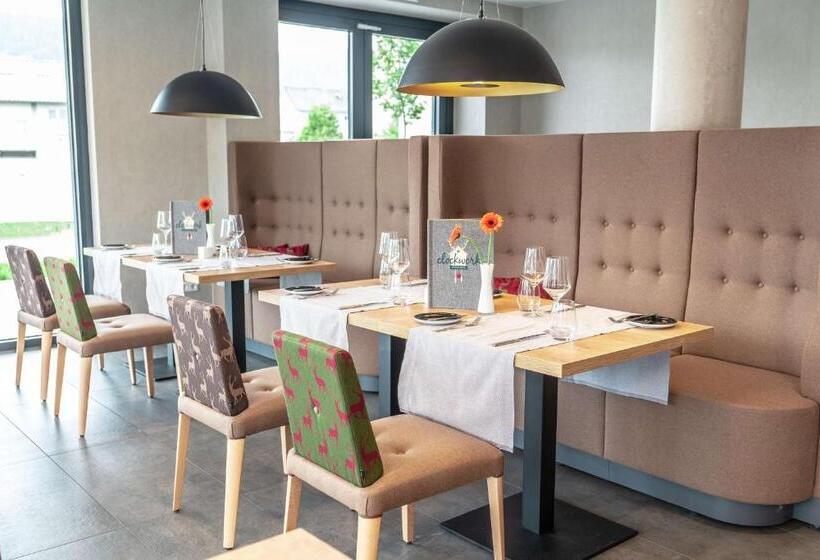 هتل Schlossberg Wehingen