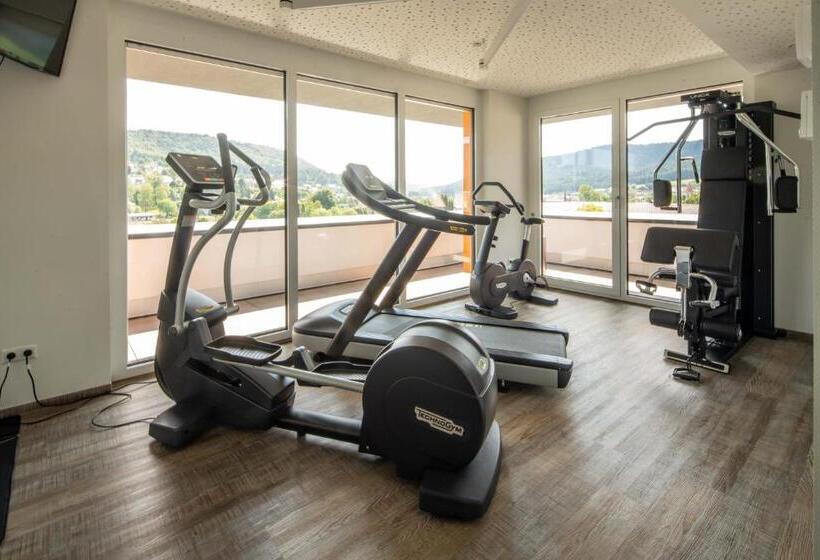 هتل Schlossberg Wehingen