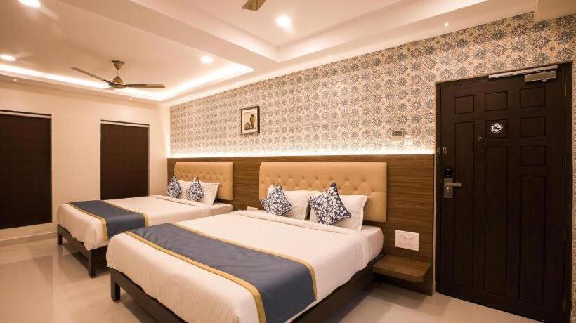 בית מלון כפרי Sma Grand Inn, Triplicane