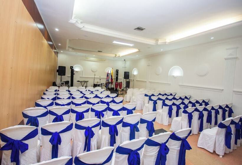 ホテル Sorrento Santa Marta