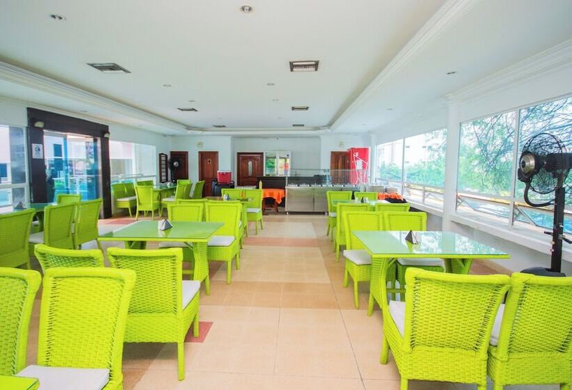 ホテル Sorrento Santa Marta