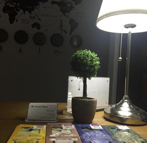 ホテル The Second Room