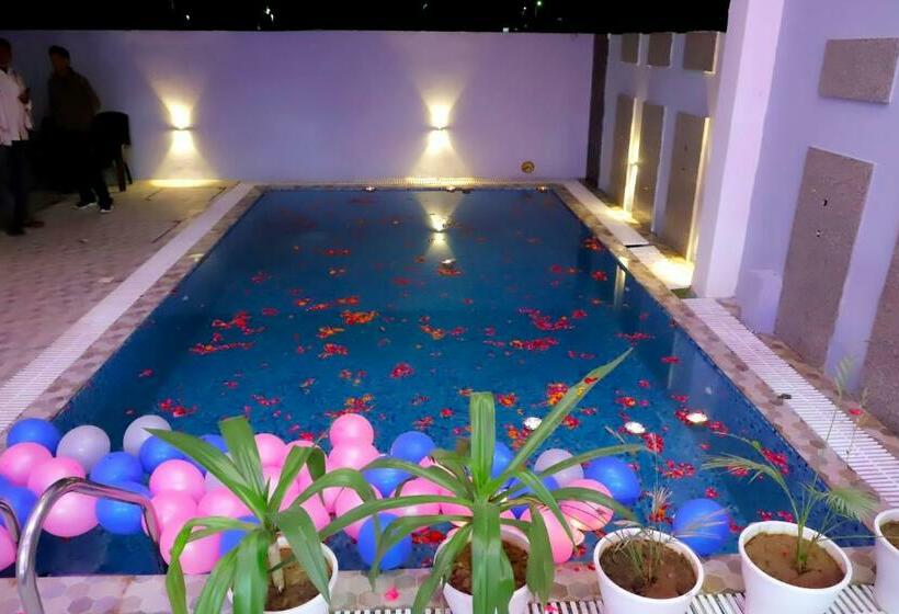 酒店 The Vrindwoods