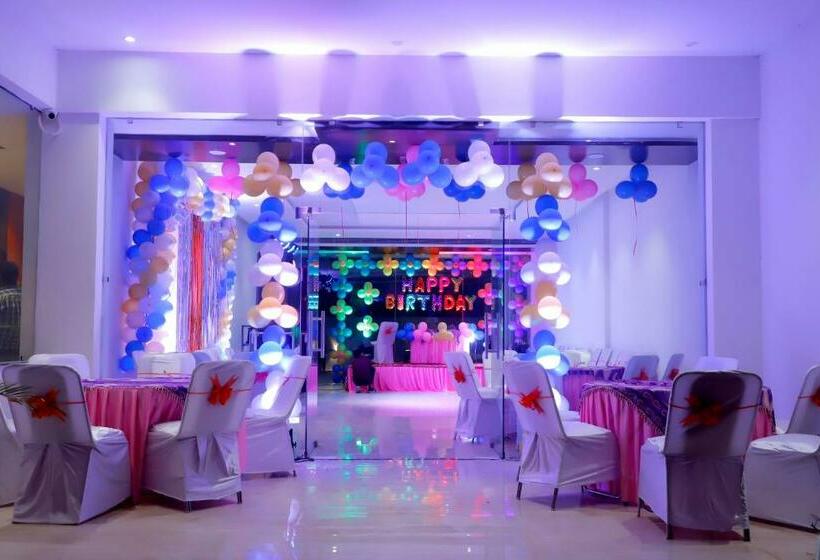 酒店 The Vrindwoods