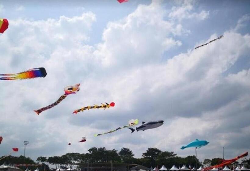 Ts Hotel Taman Rinting