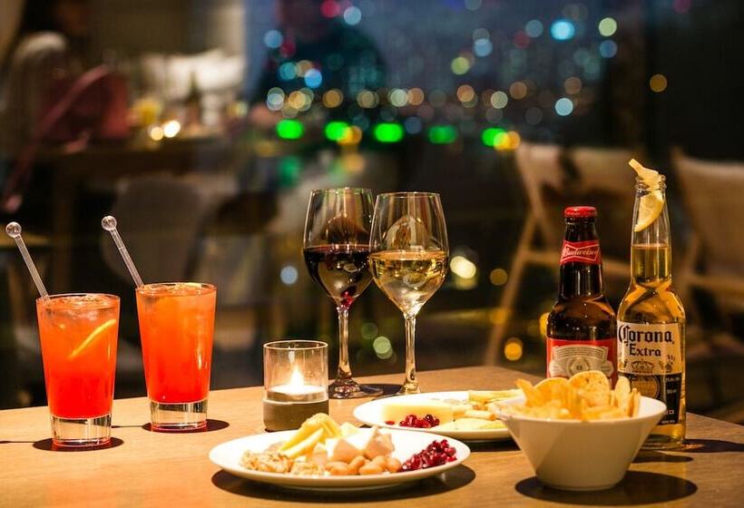 هتل Walkerhill Douglas House