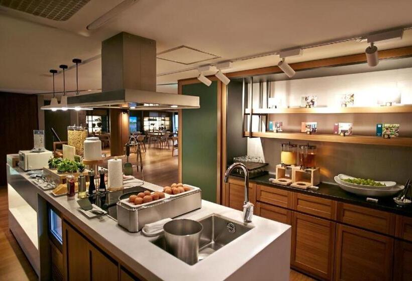 هتل Walkerhill Douglas House