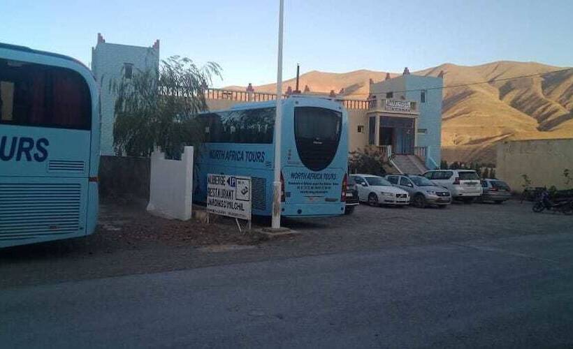 پانسیون Appart Hotel Jardins D Imilchil Hostel