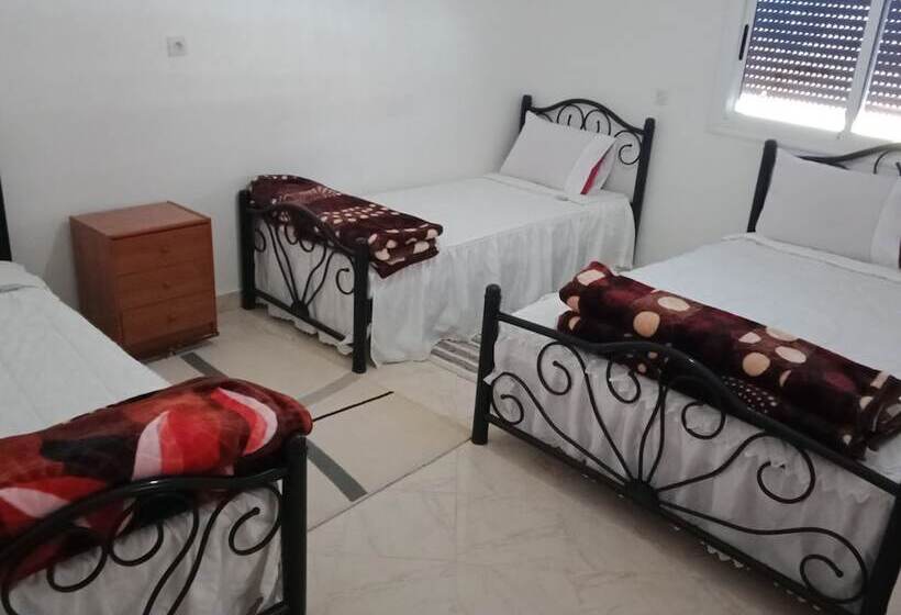 پانسیون Appart Hotel Jardins D Imilchil Hostel