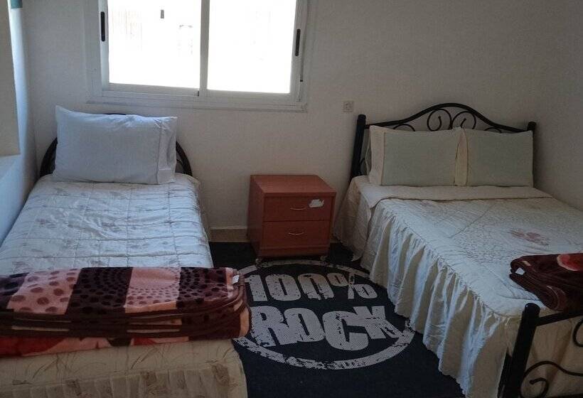 پانسیون Appart Hotel Jardins D Imilchil Hostel