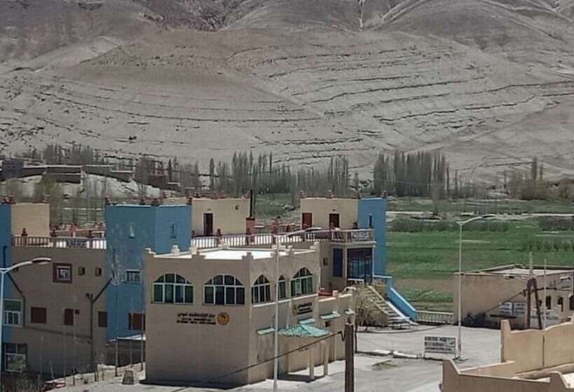 پانسیون Appart Hotel Jardins D Imilchil Hostel