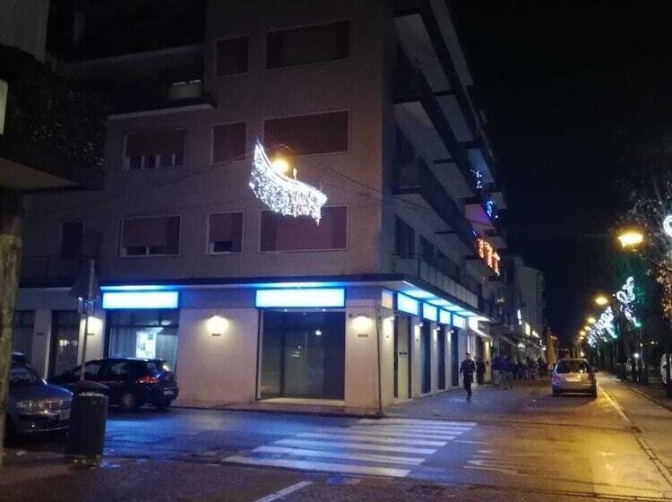 פנסיון Venice Star House