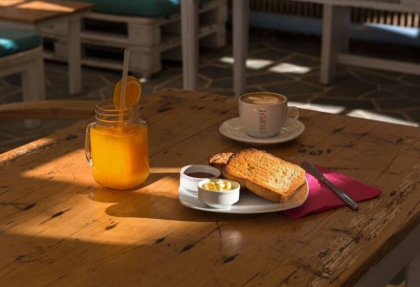 Perigiali Rooms & Apartments Folegandros