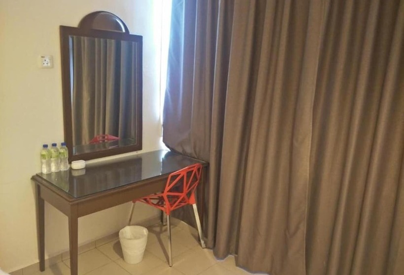 T Hotel Anggerik