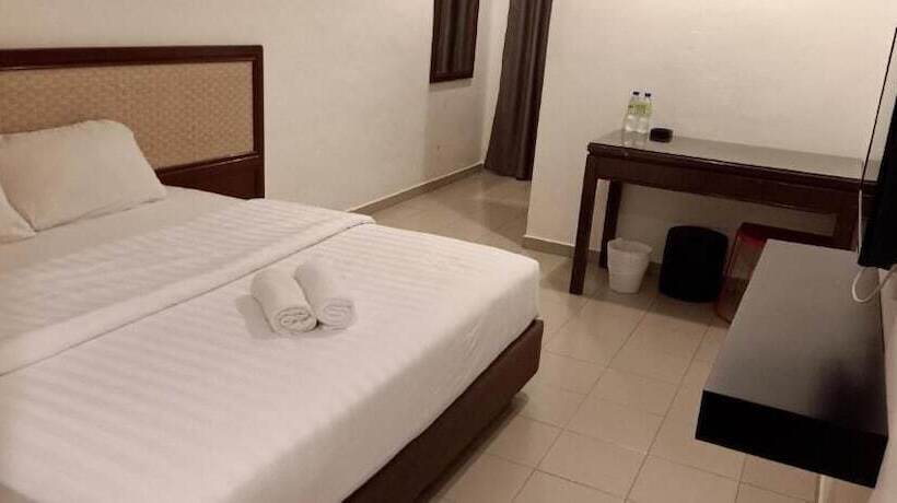 T Hotel Anggerik