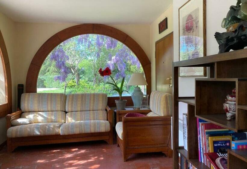 ベッドアンドブレックファースト Villa Franciana