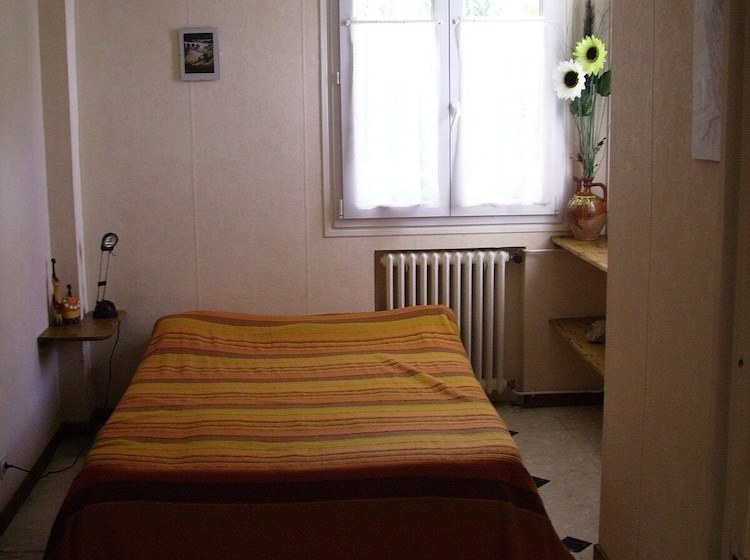 Camping De L Agly. Gites