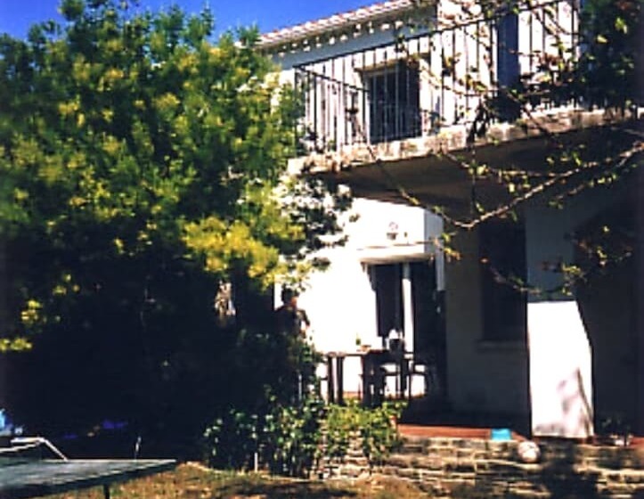 Camping De L Agly. Gites