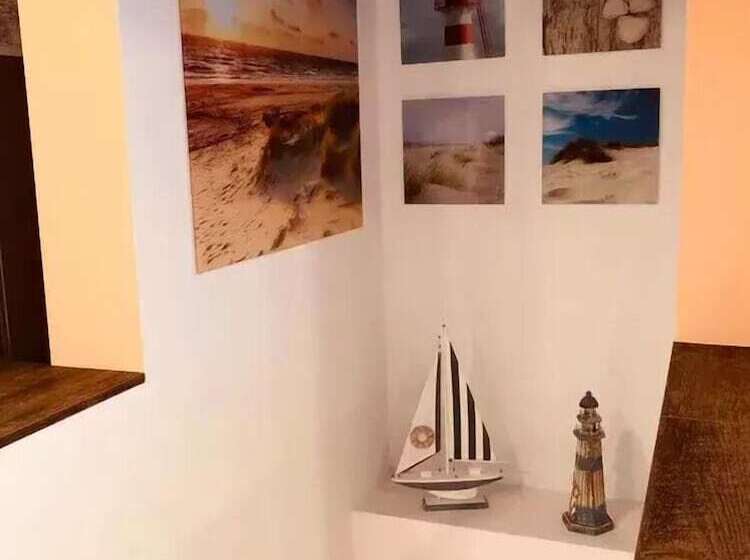 בית מלון כפרי Hausboot Elandi