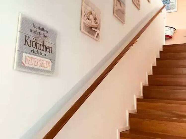 בית מלון כפרי Hausboot Elandi