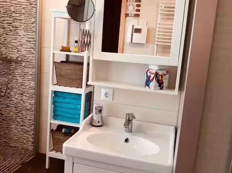 בית מלון כפרי Hausboot Elandi