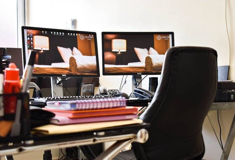 בית מלון כפרי Muchin