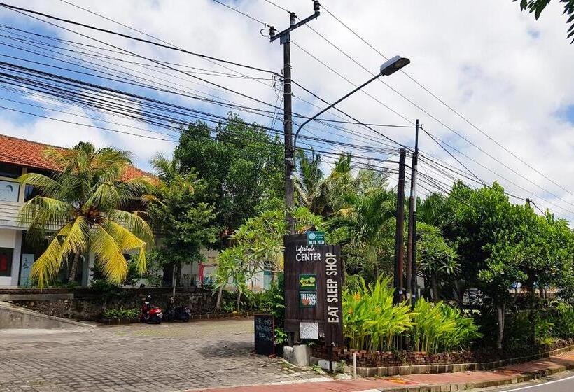 Отель Oyo 3186 Thomas Garden Place