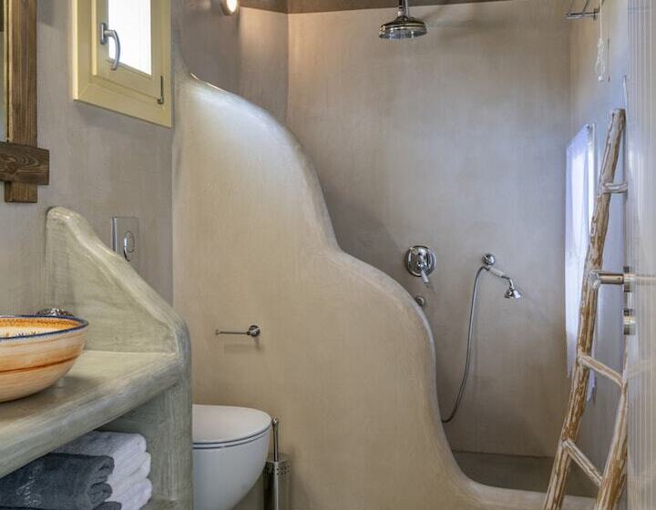 Pangaia Seaside ηotel Adults Only