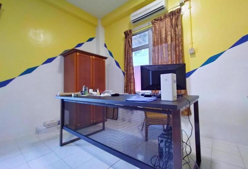 فندق Spot On 89939 Platinum Inn