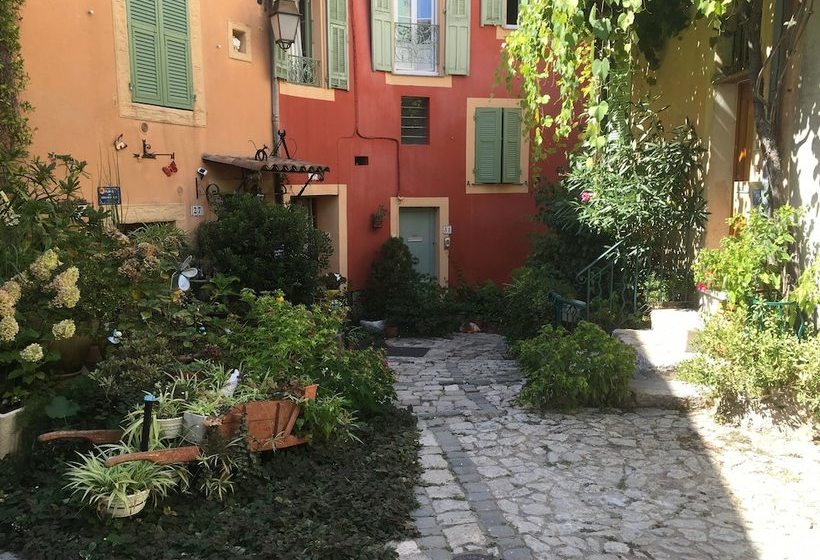 Le Faliconnais By Gites De France