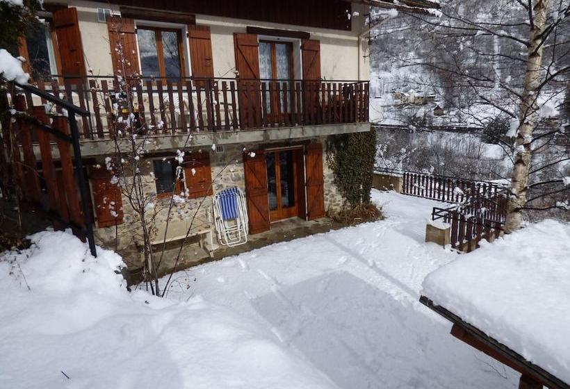 Les Cerisiers By Gites De France