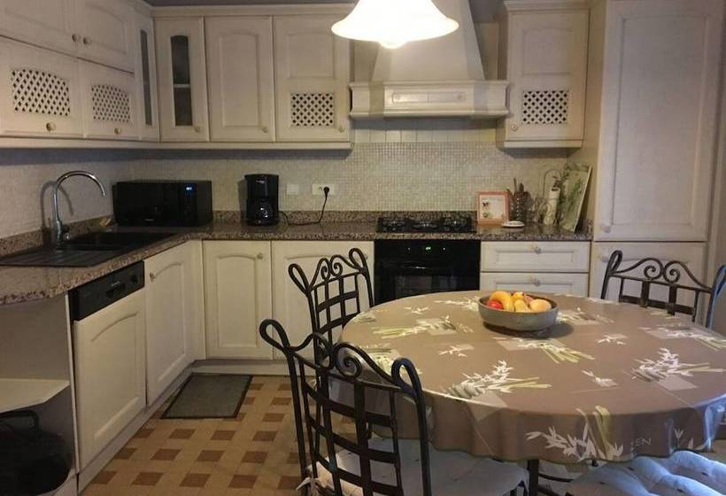 Les Hirondelles By Gites De France