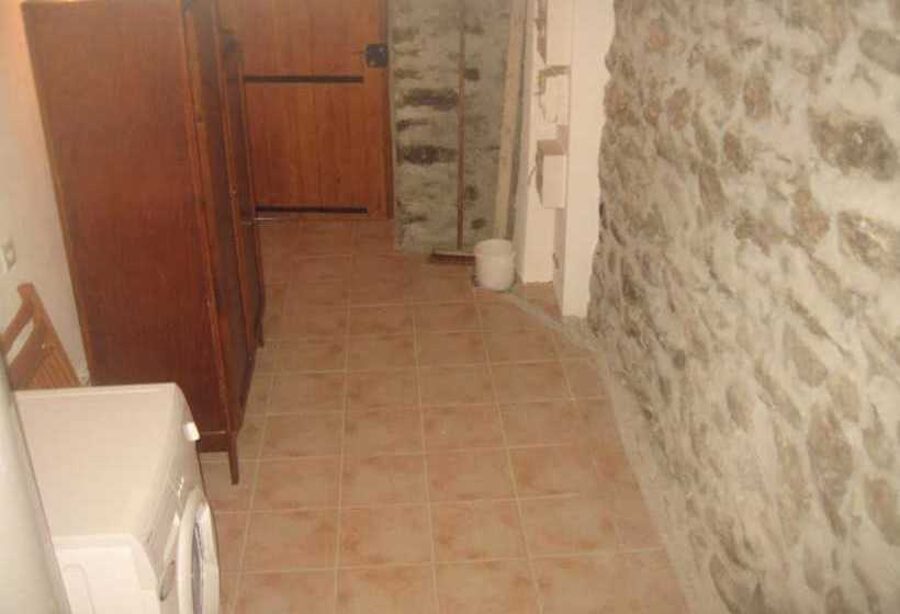 Lu Isoulan 2  Gites De France